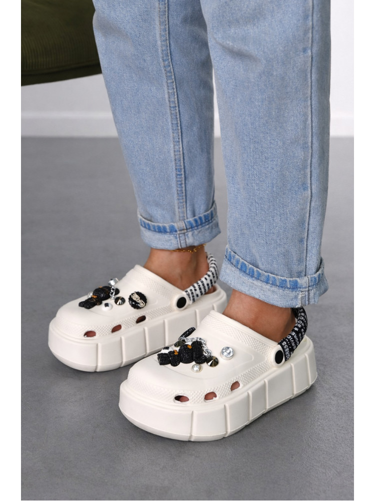 Кроксы женские белого цвета 152/2-4 213403C