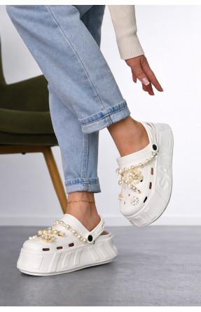 Кроксы женские белого цвета 156/2 213405C