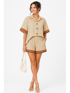 Костюм женский бежевого цвета с принтом 213497C