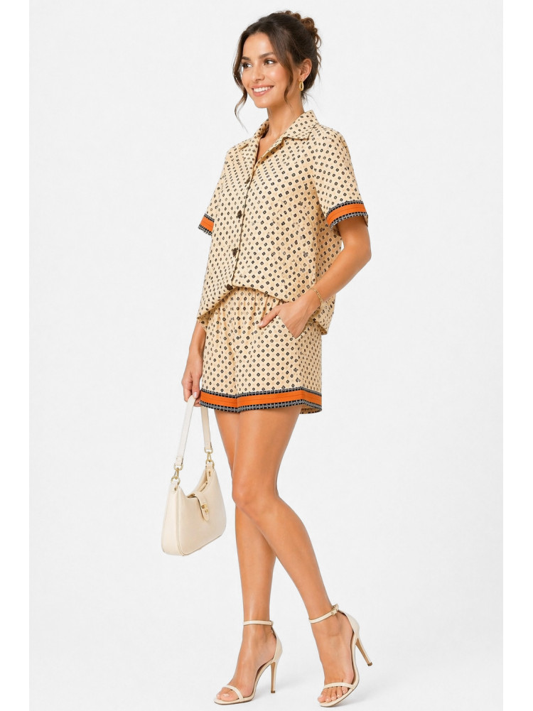 Костюм женский бежевого цвета с принтом 213497C