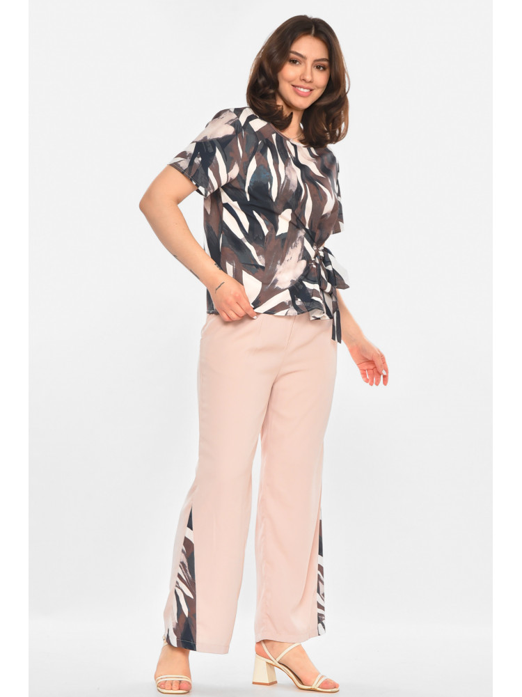 Костюм женский бежевого цвета с принтом 213639C