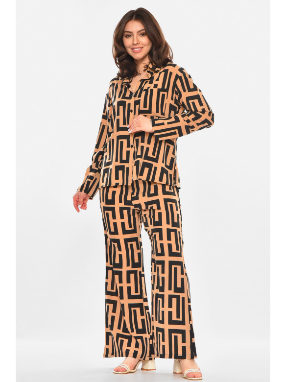 Костюм женский бежевого цвета с принтом 213661C