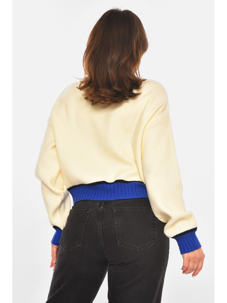 Свитер женский вязаный молочного цвета 213670C