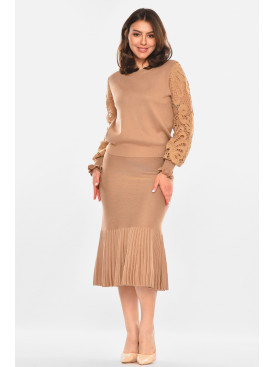 Костюм женский трикотажный бежевого цвета 213726C