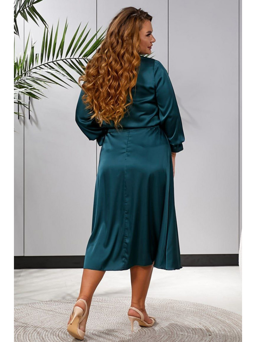 Костюм женский зеленого цвета 502 213729C