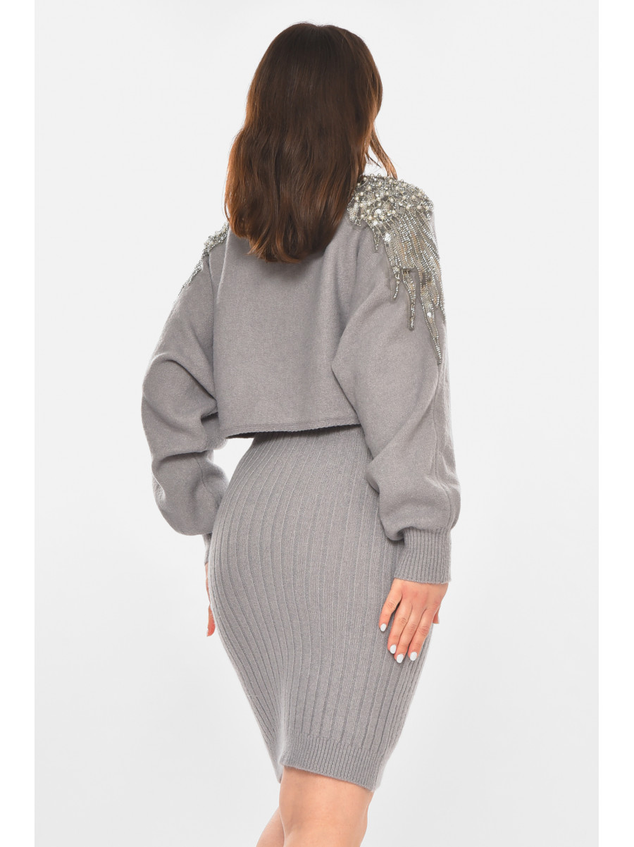 Костюм женский серого цвета 213784C
