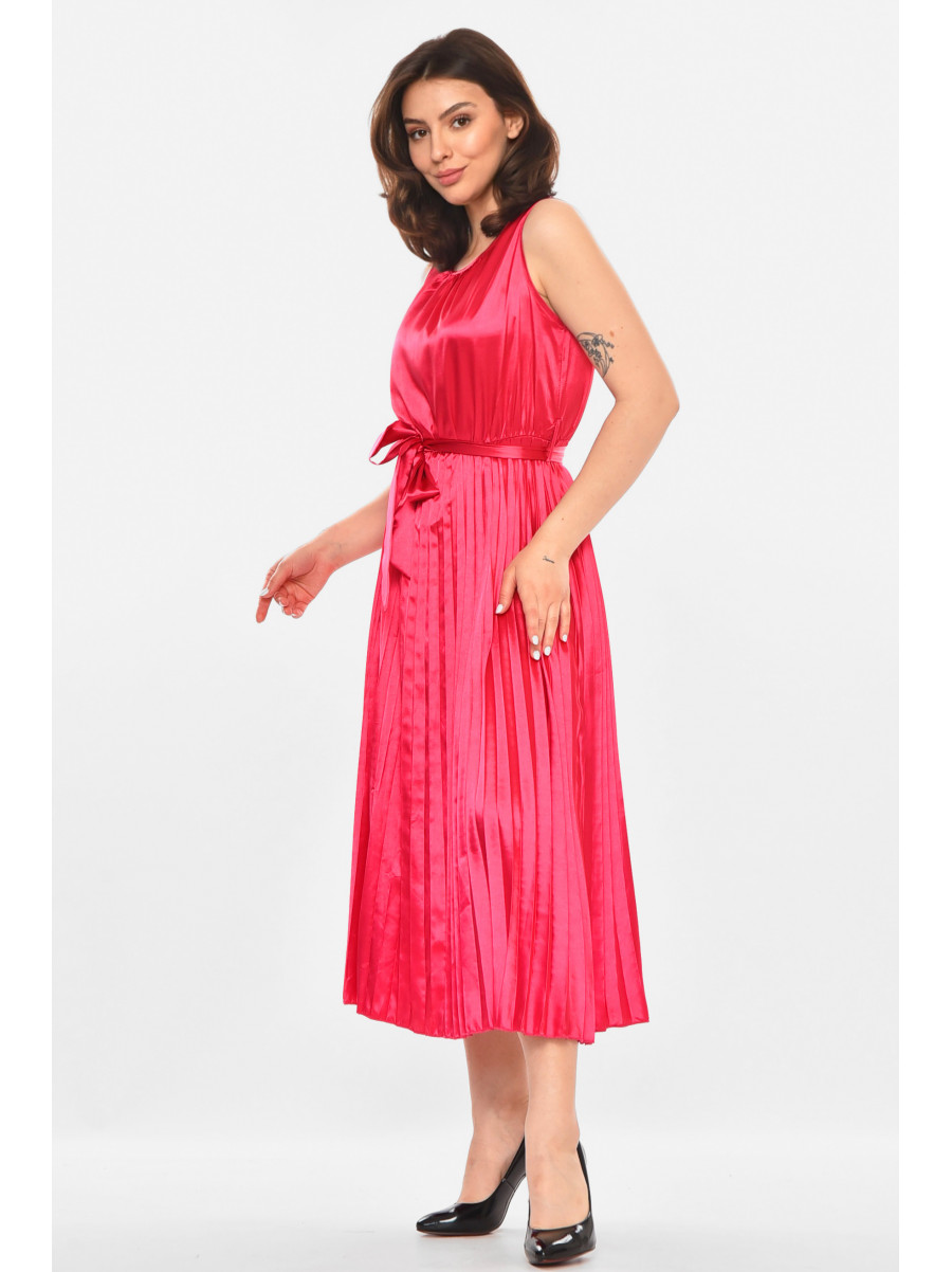Платье женское однотонное малинового цвета 213909C