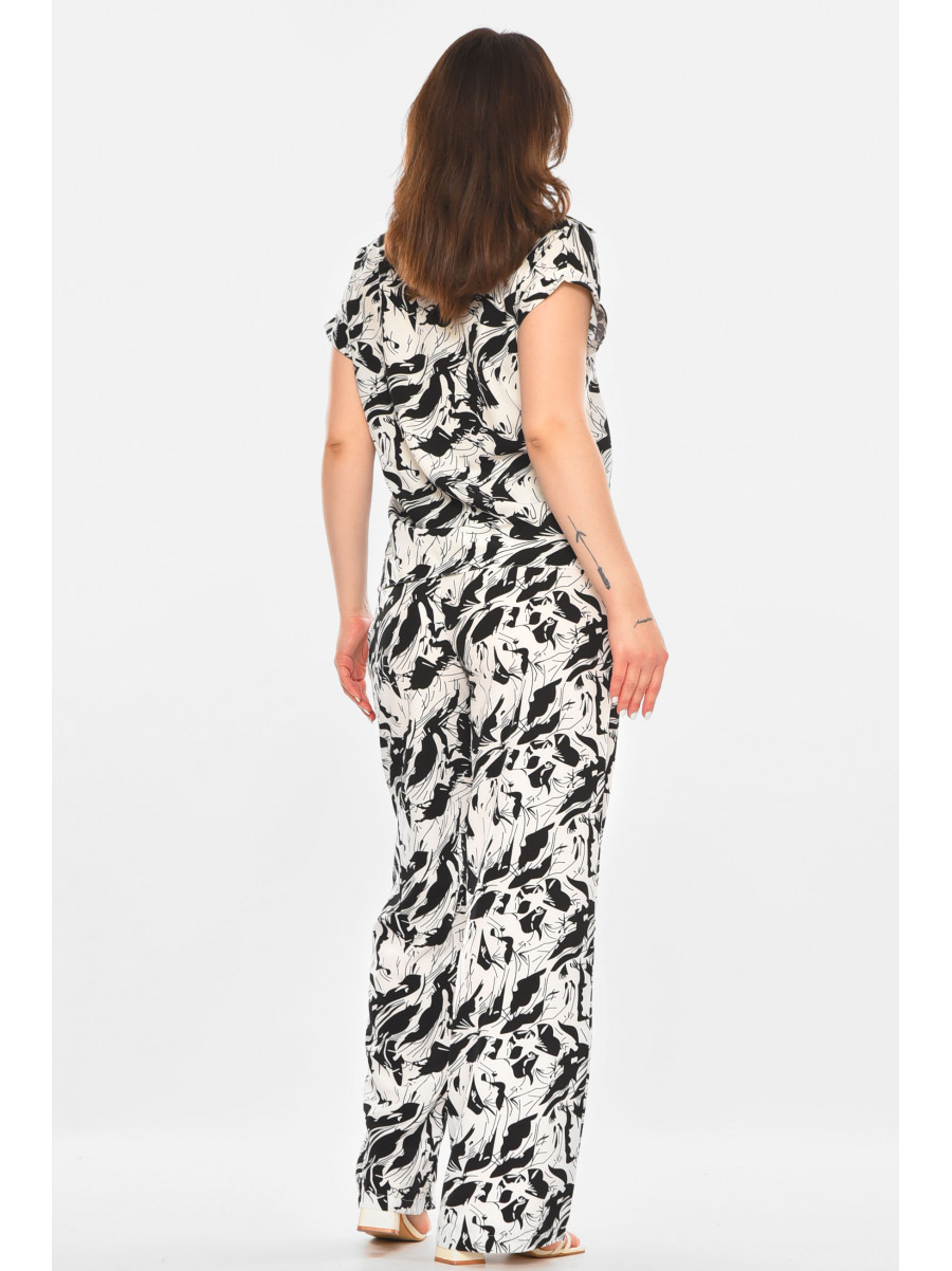 Костюм женский белого цвета с принтом 213916C